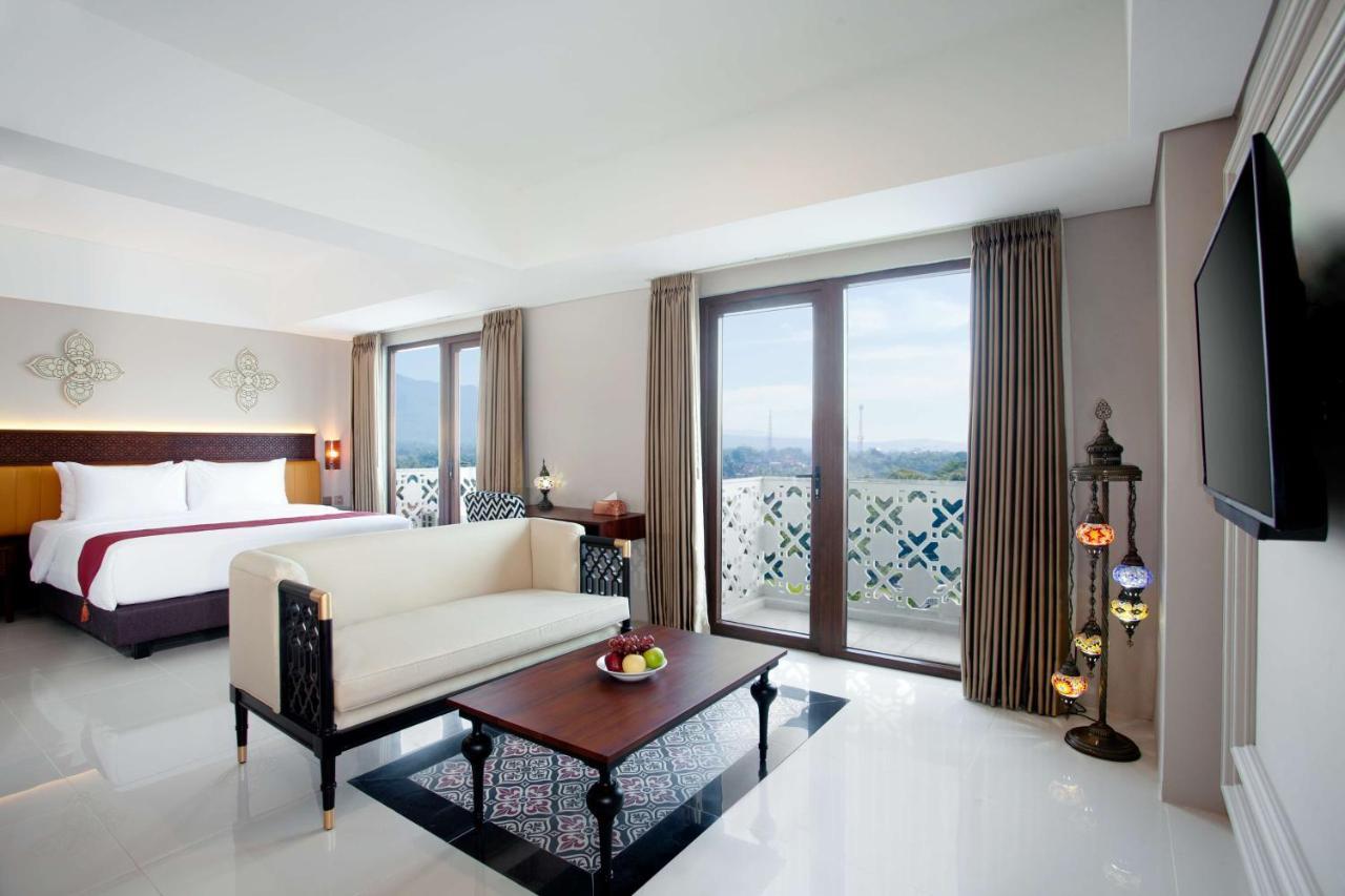 Alhambra Hotel & Convention, BW Signature Collection Tasikmalaya Extérieur photo