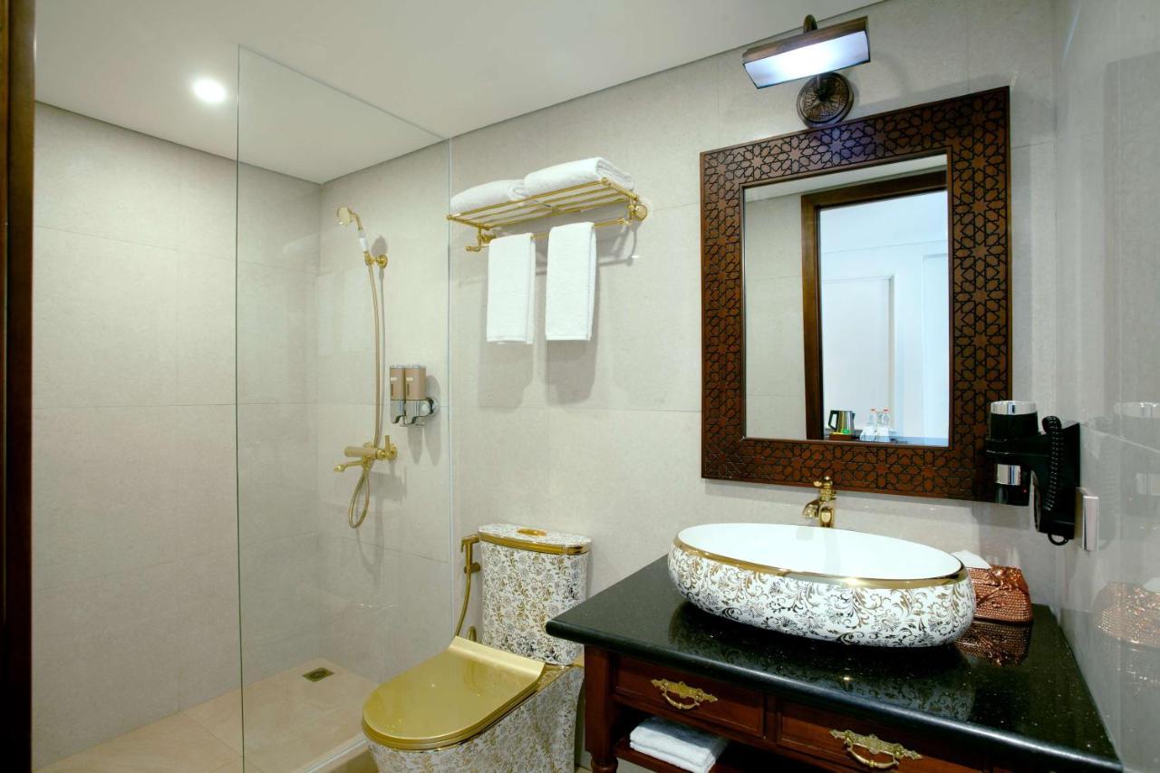 Alhambra Hotel & Convention, BW Signature Collection Tasikmalaya Extérieur photo
