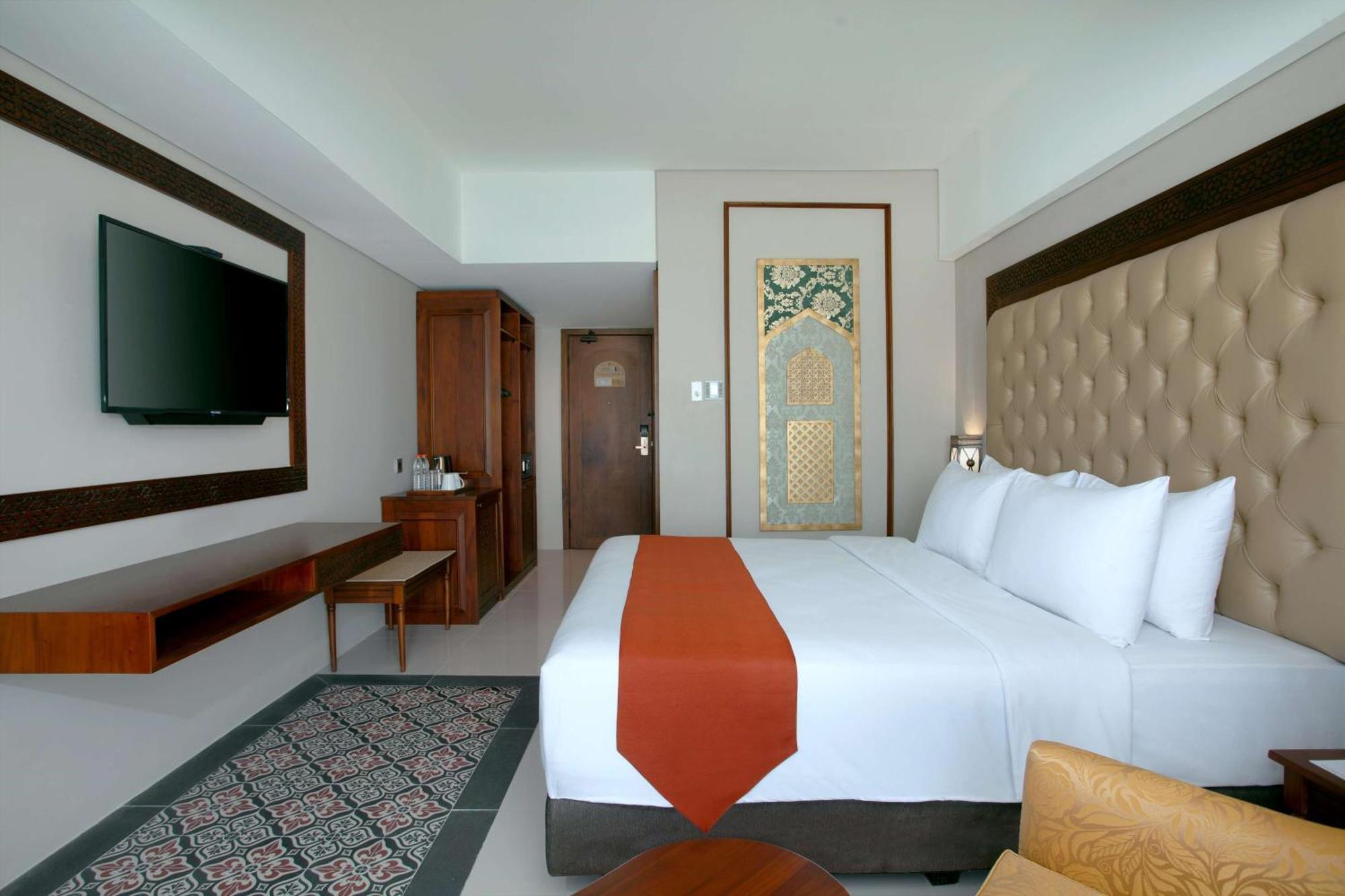 Alhambra Hotel & Convention, BW Signature Collection Tasikmalaya Extérieur photo