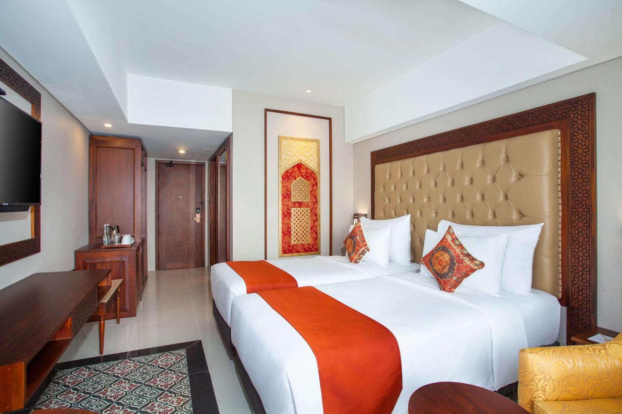Alhambra Hotel & Convention, BW Signature Collection Tasikmalaya Extérieur photo