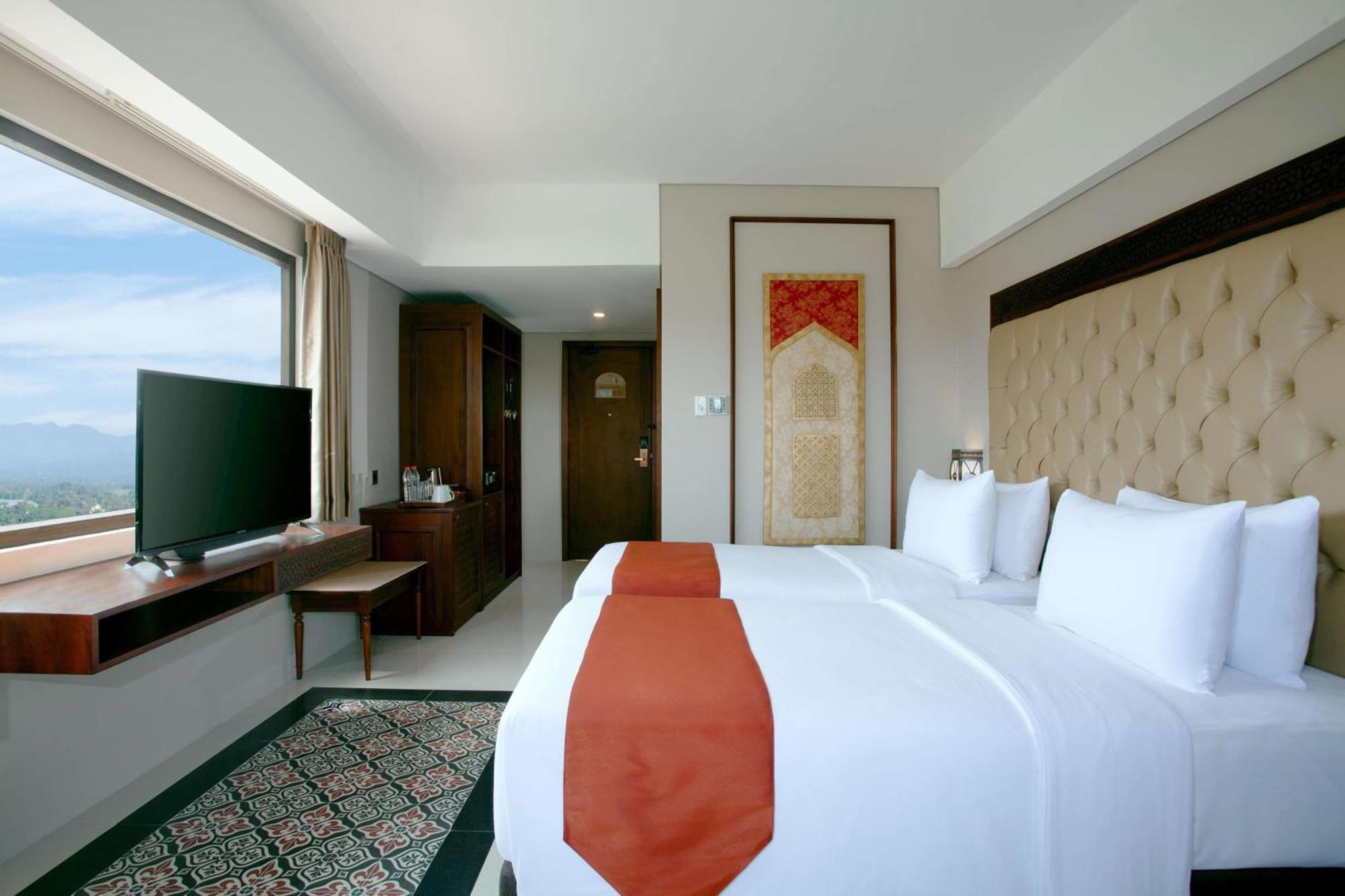 Alhambra Hotel & Convention, BW Signature Collection Tasikmalaya Extérieur photo